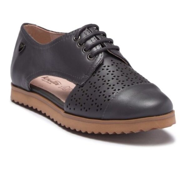 NWT Venettini Maciel Sz 8 Cutout Grey Leather Oxford Lace Flat Comfort Shoes New - Picture 1 of 7